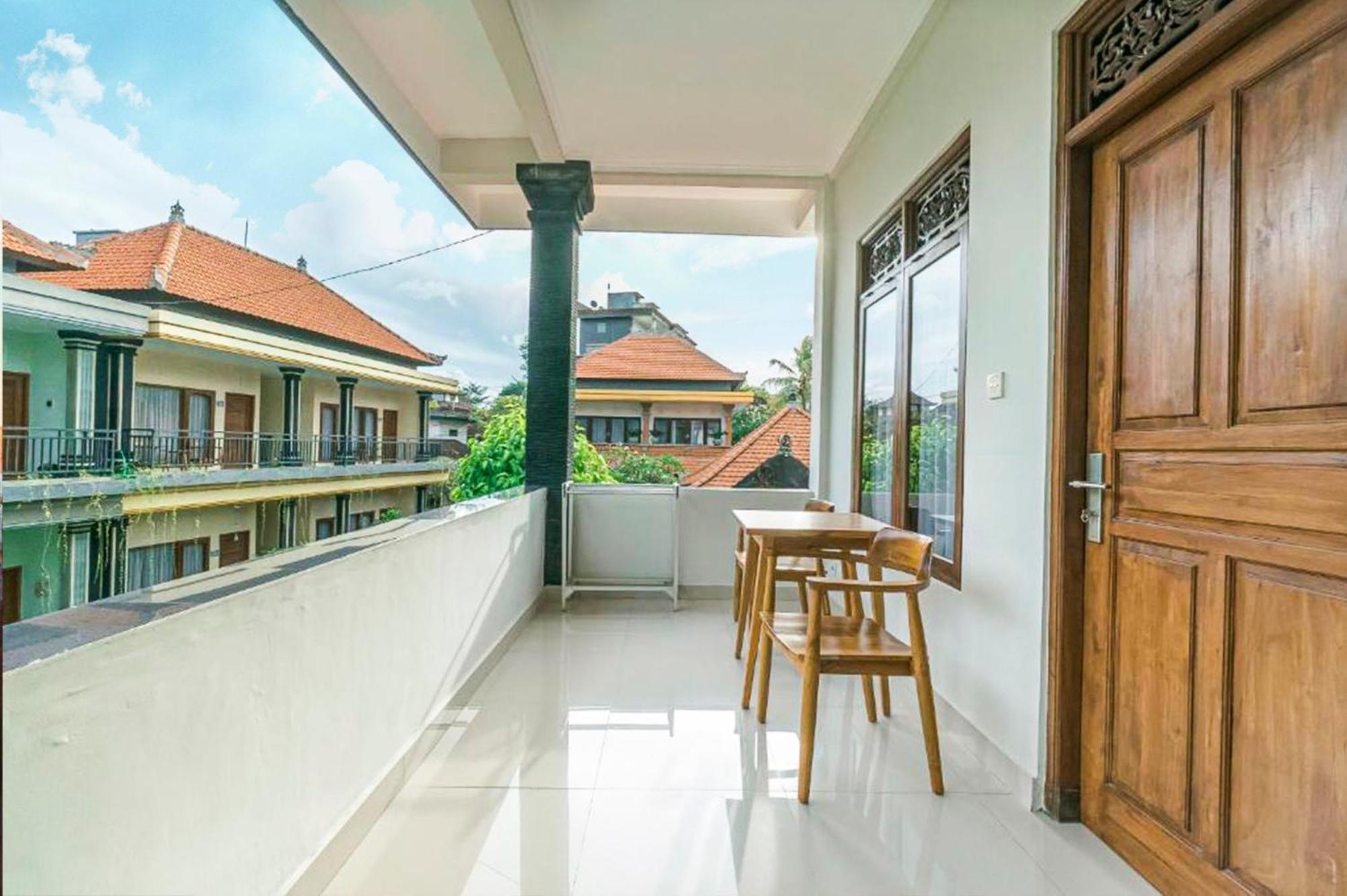 Esty House Hotel Ubud Eksteriør billede