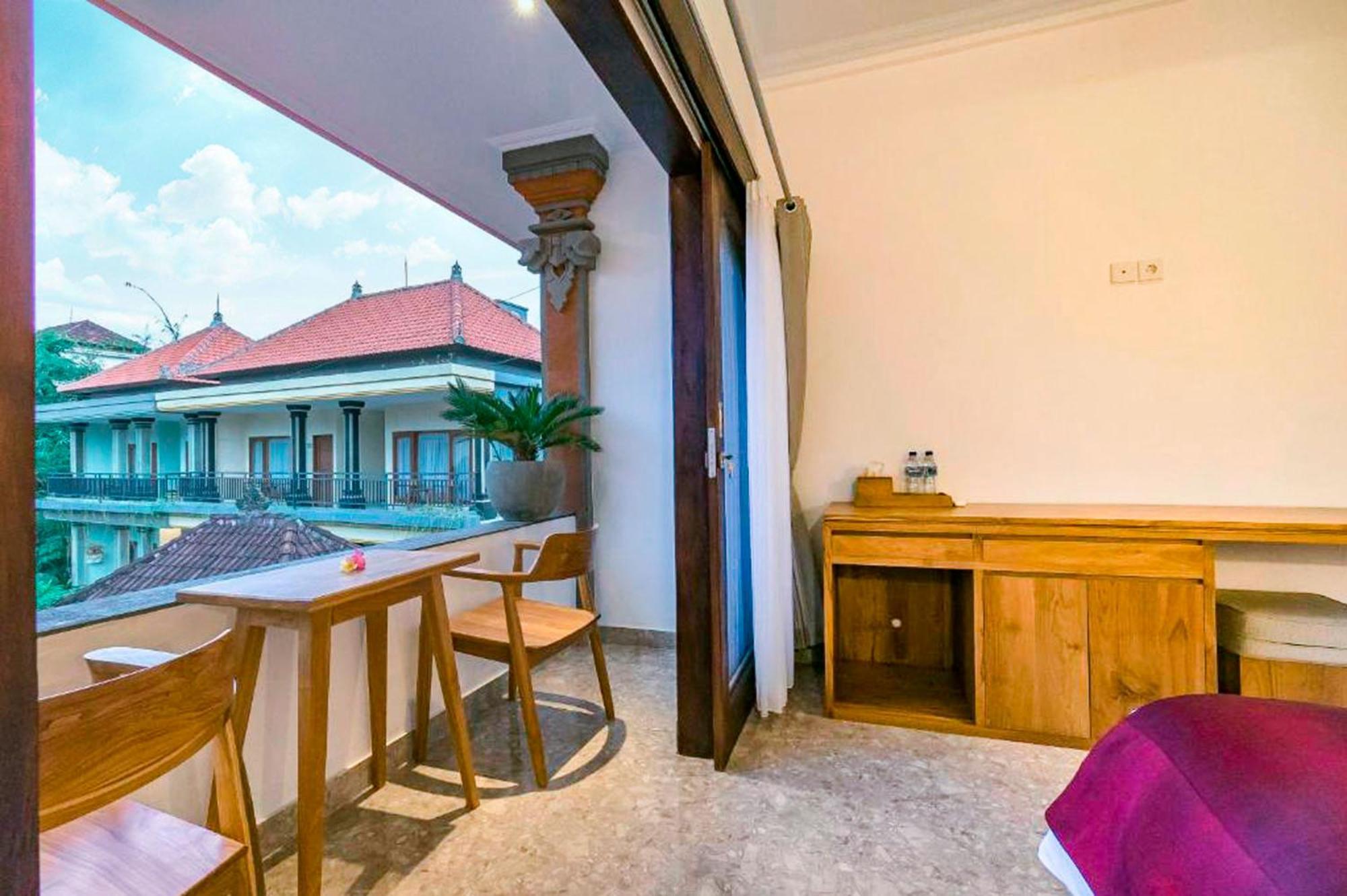 Esty House Hotel Ubud Eksteriør billede