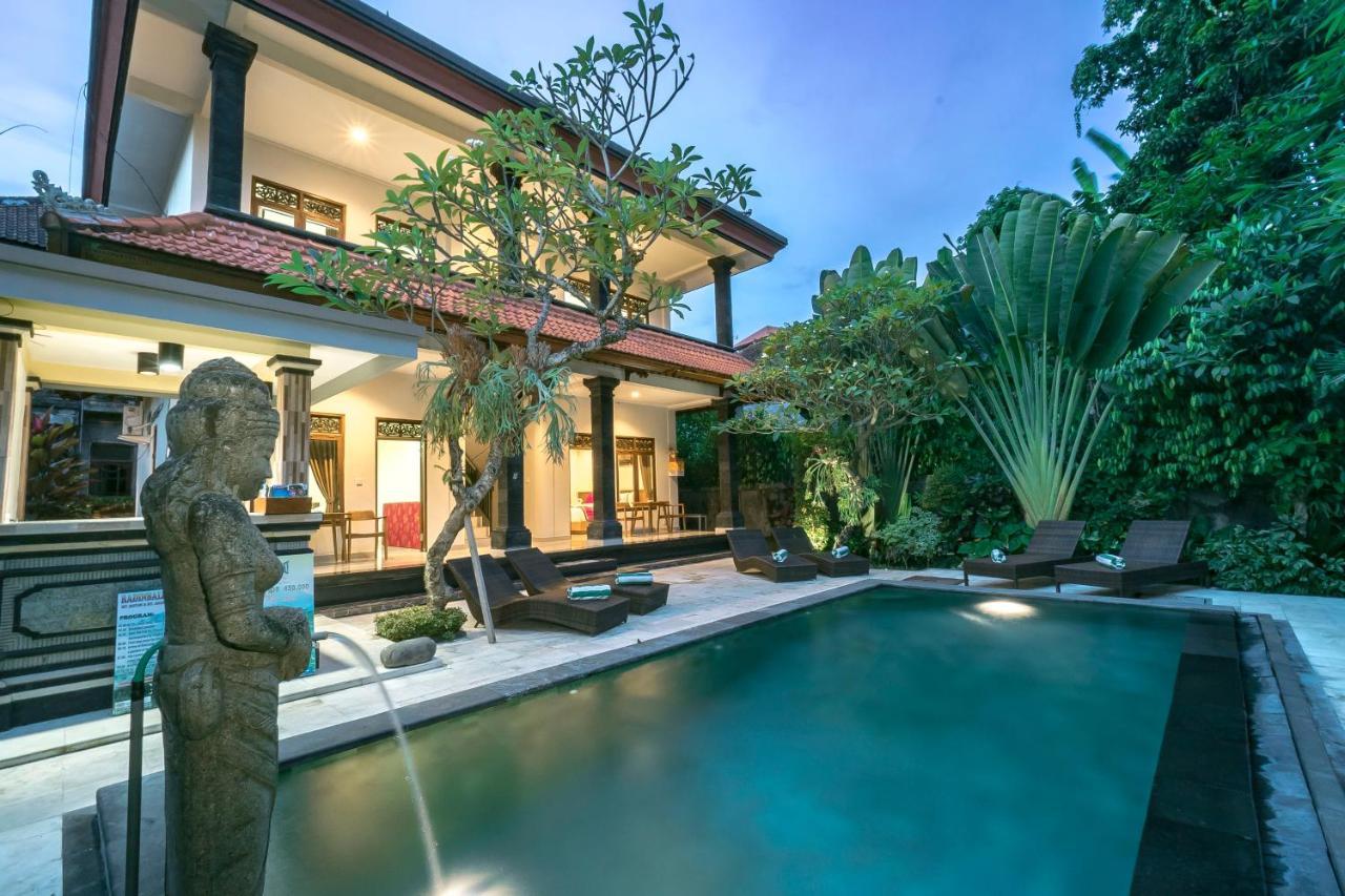 Esty House Hotel Ubud Eksteriør billede